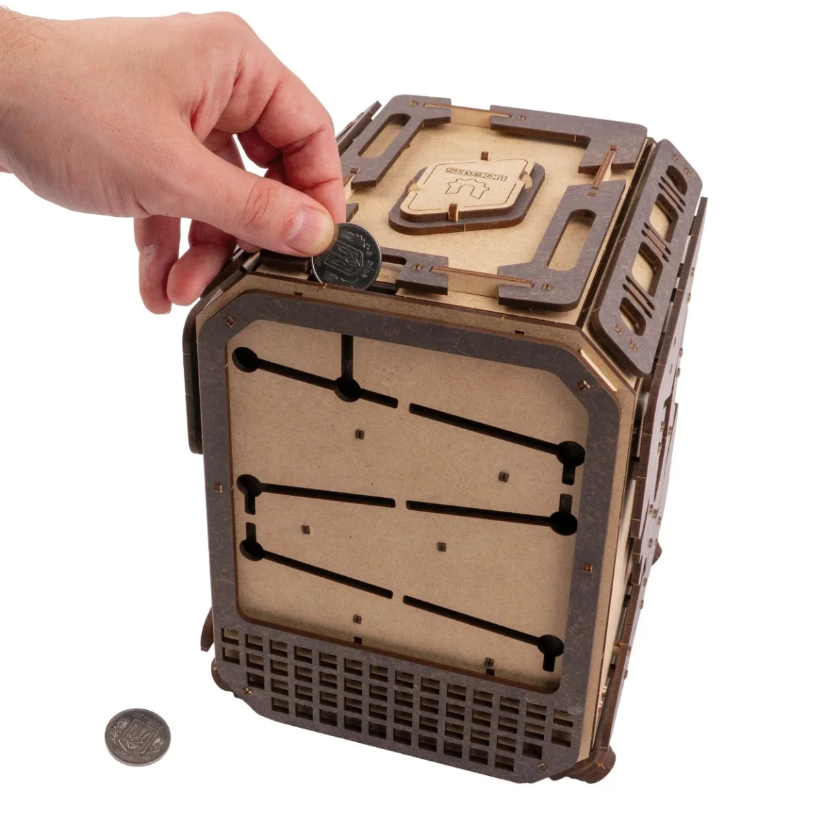 Ugears Safe Too - Модел на Сейф