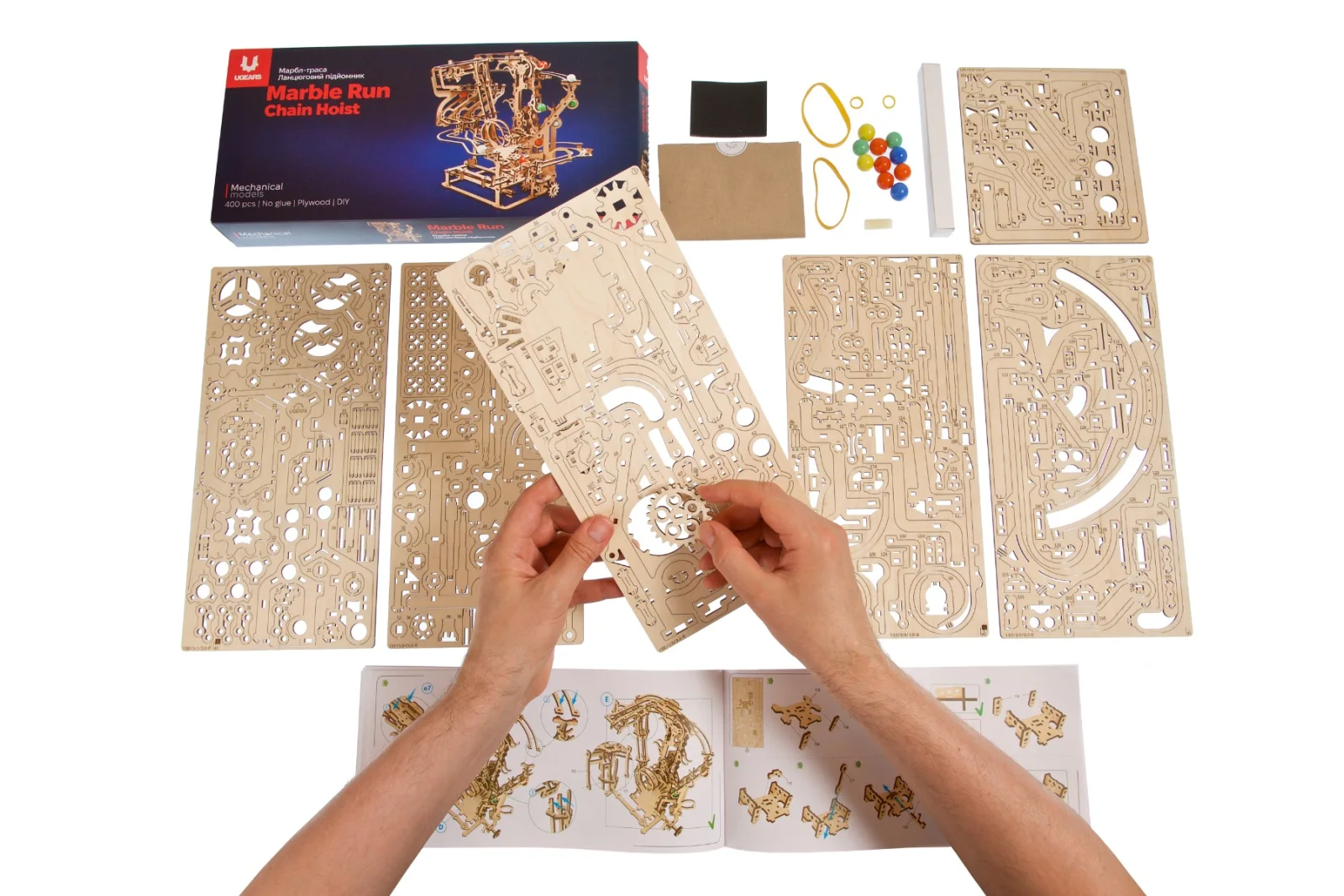 Ugears Marble Run Chain Hoist - Писта Верижен подемник за мраморни топчета