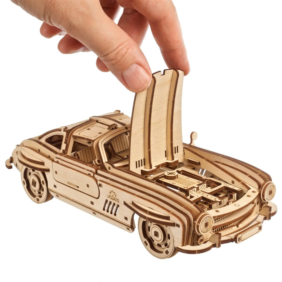 Ugears Winged Sports Coupe-Състезателен автомобил-3Д дървен  механичен модел-70192