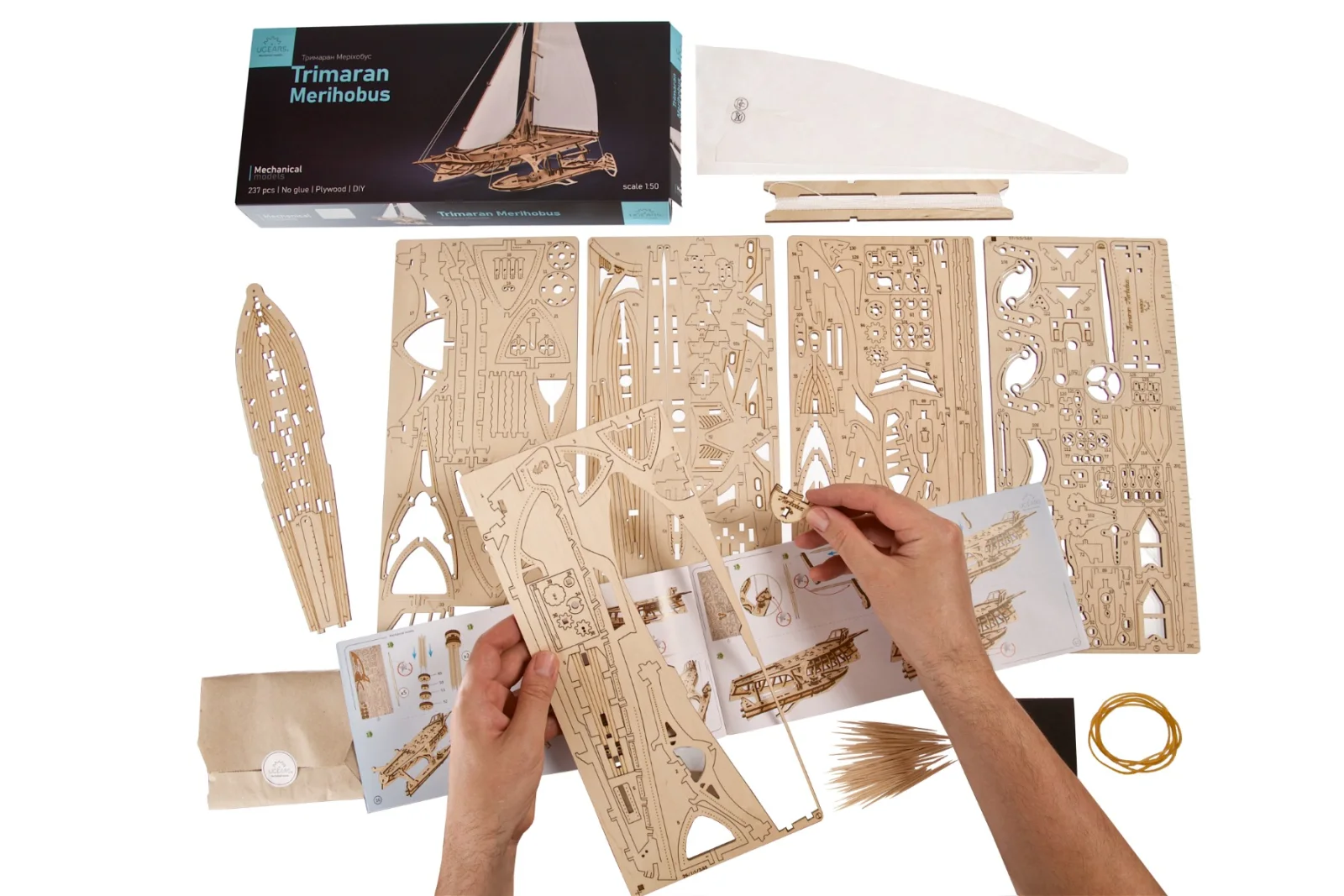 Ugears Тримаран Мерихобус-3Д модел-Дърво - 70059