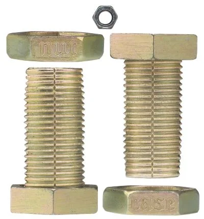 Hanayama Huzzle Cast Puzzle Nutcase ******