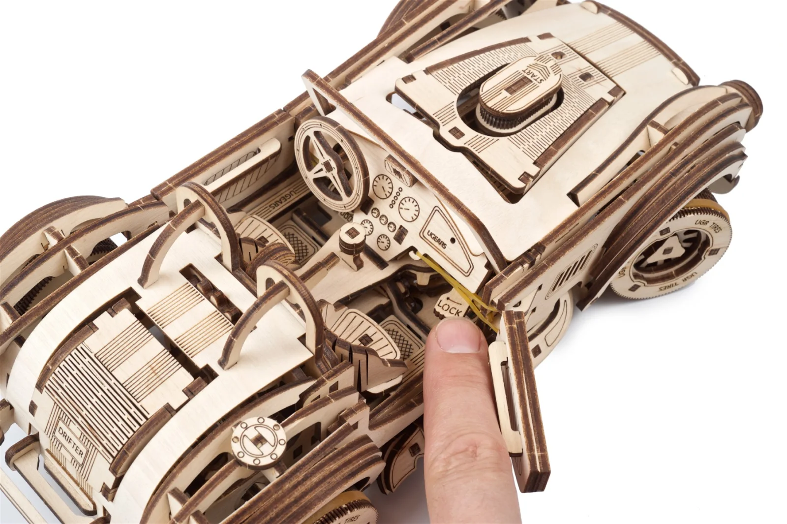 Ugears Дрифт Болид Cobra - 3Д дървен механичен модел-70161