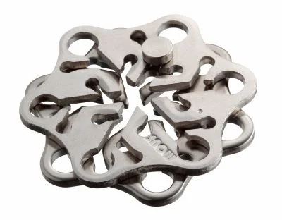 Hanayama Huzzle Cast Puzzle Snow **
