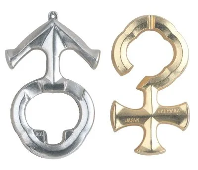 Hanayama Huzzle Cast Puzzle Dolce ***