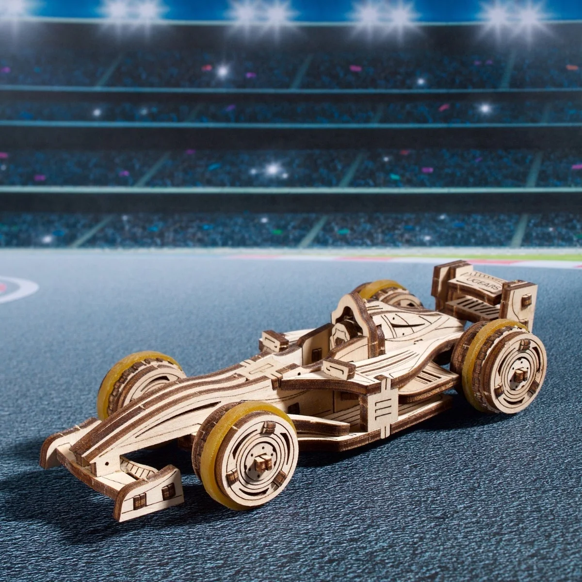 Ugears Compact Racer-Състезателен Автомобил - 3Д дървен механичен модел